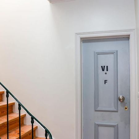 Residencia Queiros - Apartamento T1 リスボン エクステリア 写真