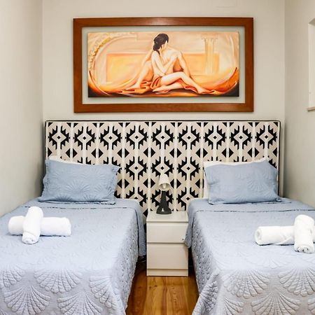 Residencia Queiros - Apartamento T1 リスボン エクステリア 写真